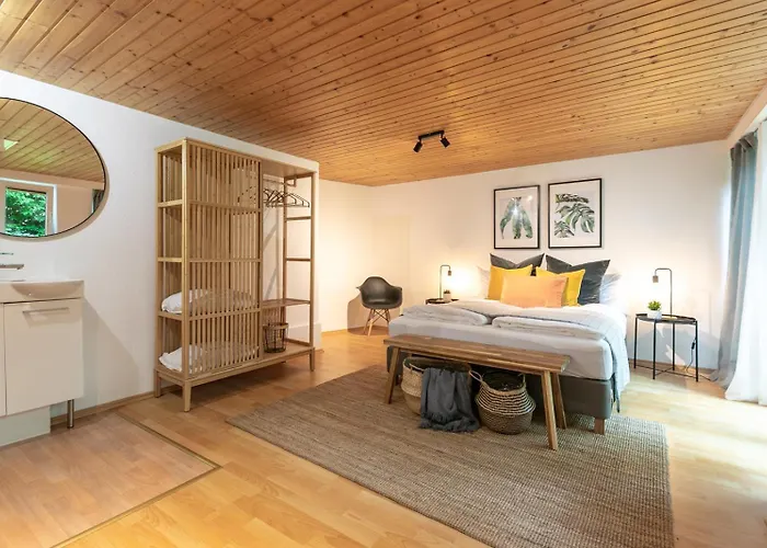 Joy - West Apartment