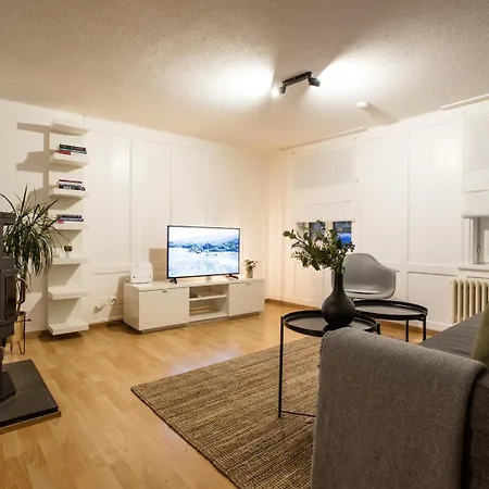 Joy - West Apartment